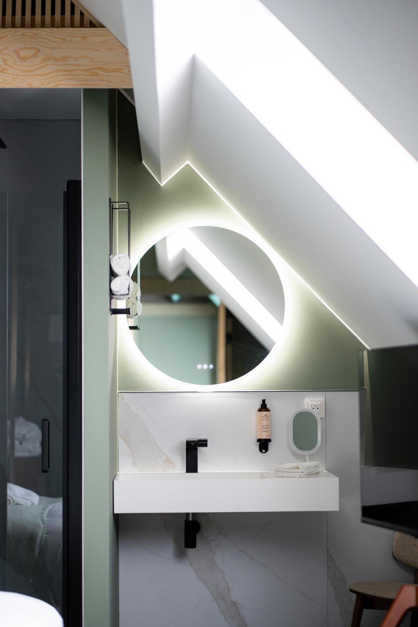 Hotel L'Olivier Mons Zewnętrze zdjęcie