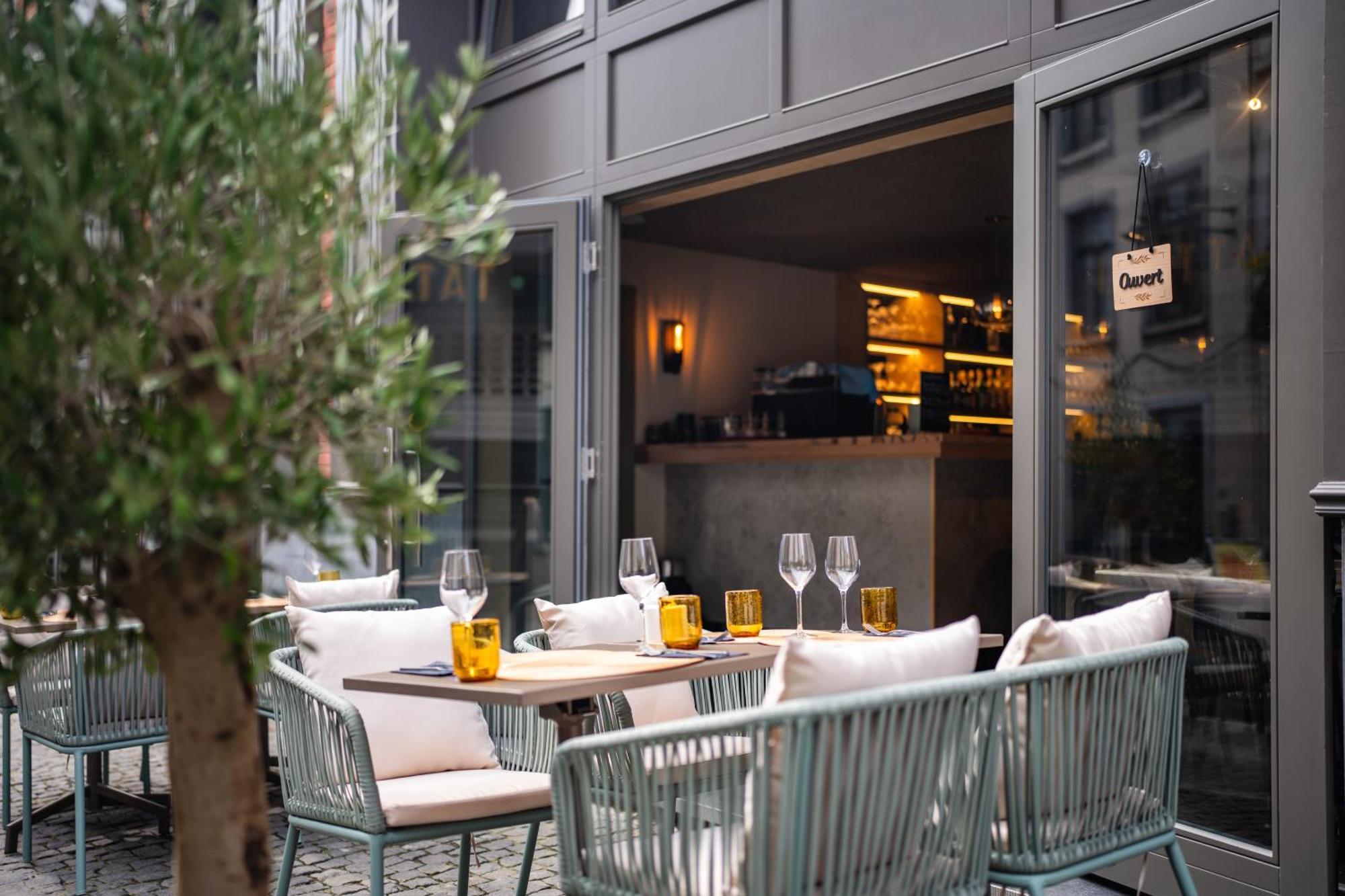 Hotel L'Olivier Mons Zewnętrze zdjęcie